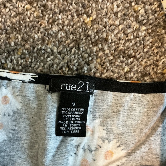 🩷Rue21 Black and White Spaghetti Strap Sundress - Picture 2 of 4